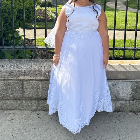 First Communion Dress size 18x for children - Picture 8 of 9